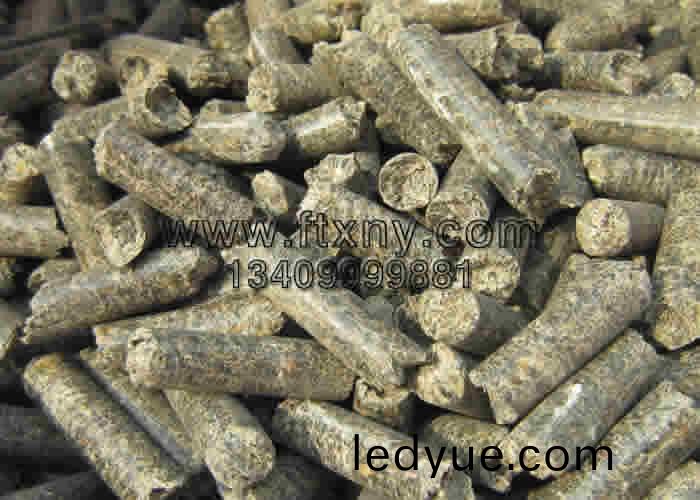 鬆鍼生物(wu)質顆粒(li)燃(ran)料