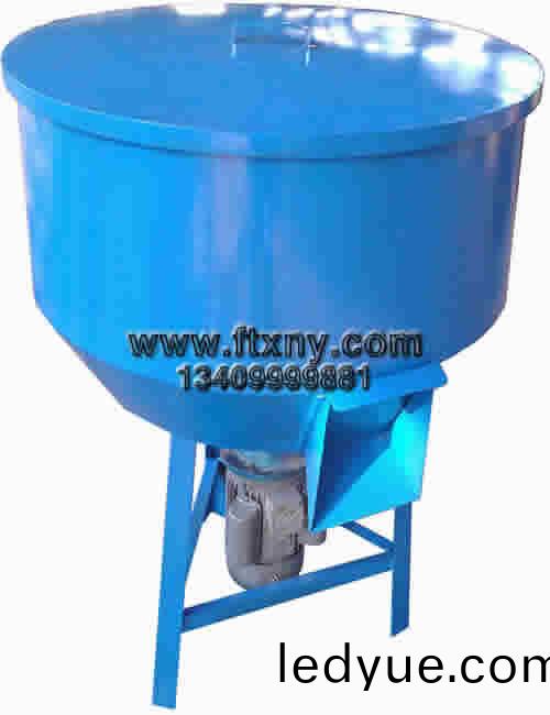 小型(xing)飼料攪(jiao)拌(ban)機(ji)